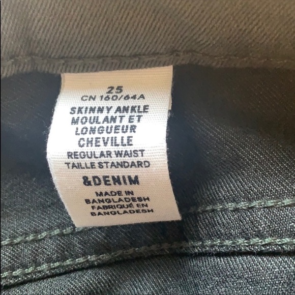 Bundle - 2 pairs of H&M Skinny Jeans - Picture 9 of 9